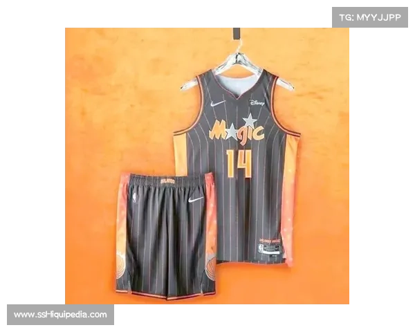 足球球衣设计演变史：从经典款到现代科技面料的应用